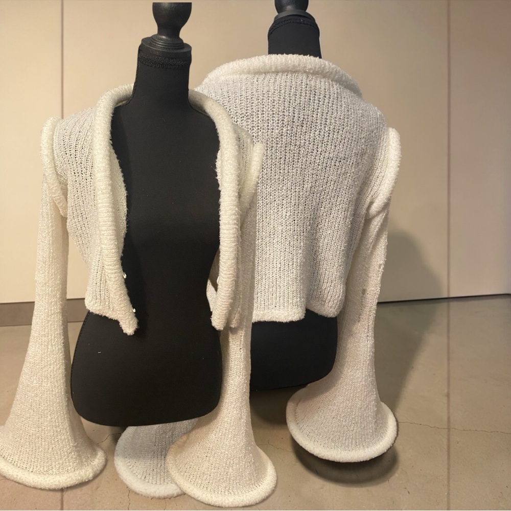 AKIRA Ivory Cropped Knit Sweater with Dramatic Flared Sleeves - Picture 2 of 2